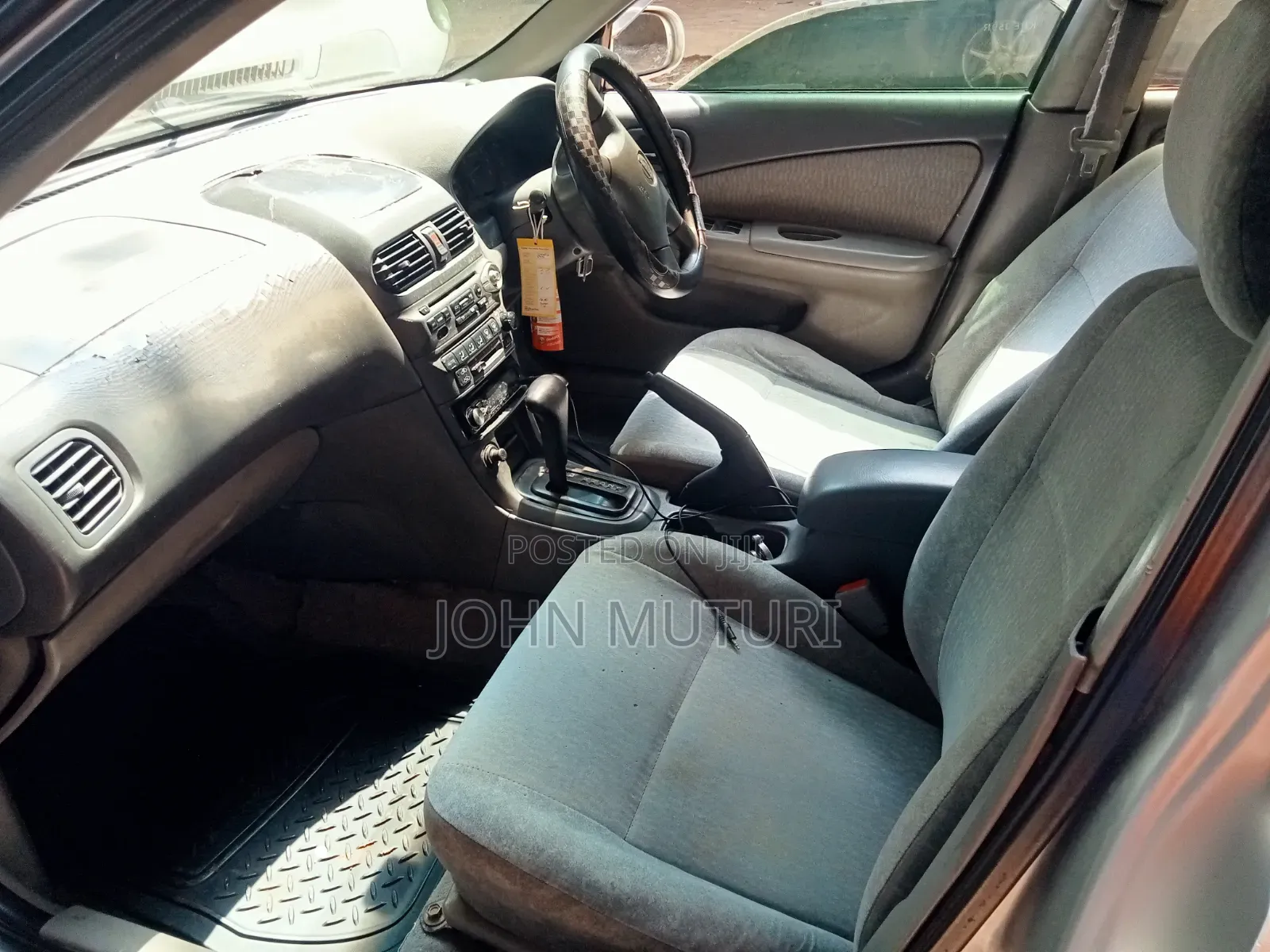 Nissan Sunny 1997 Silver