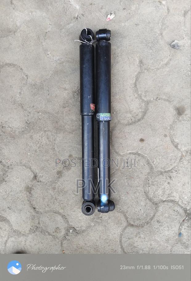 Land Cruiser 79 Rear Shocks - thumbnail 2