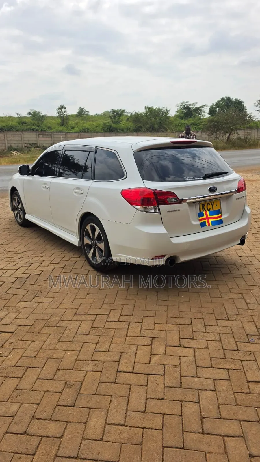 Subaru Legacy 2012 Pearl