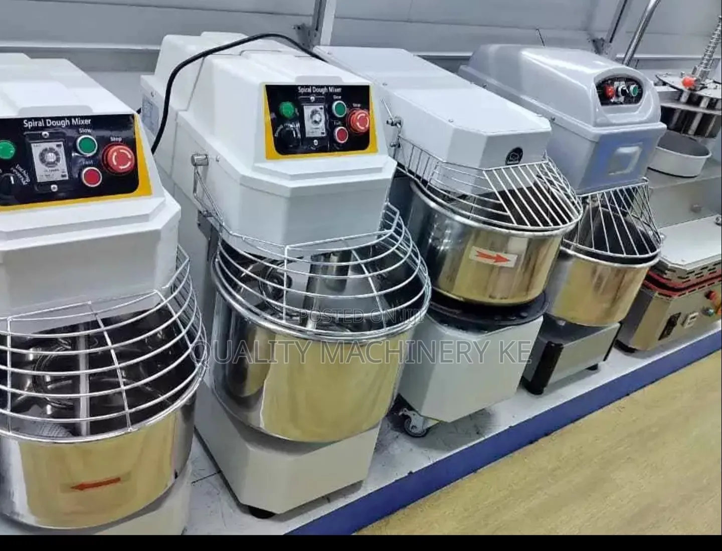 Low Noise Operation 100L Premier Spiral Mixer