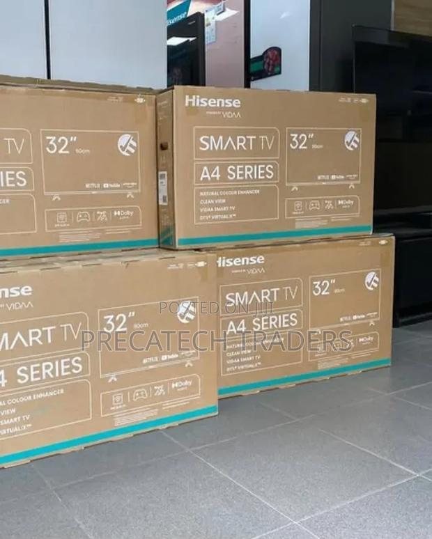 Hisense 32" VIDAA Smart LED TV - main view