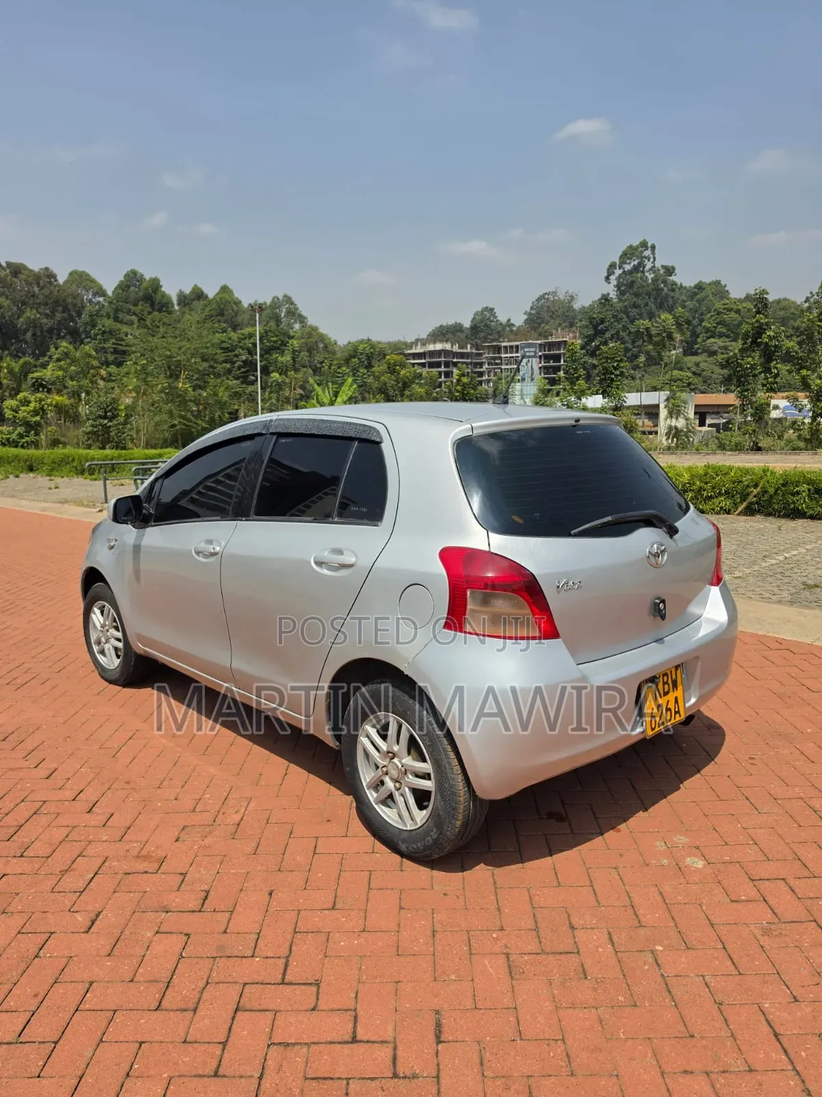 Toyota Vitz 2006 Silver