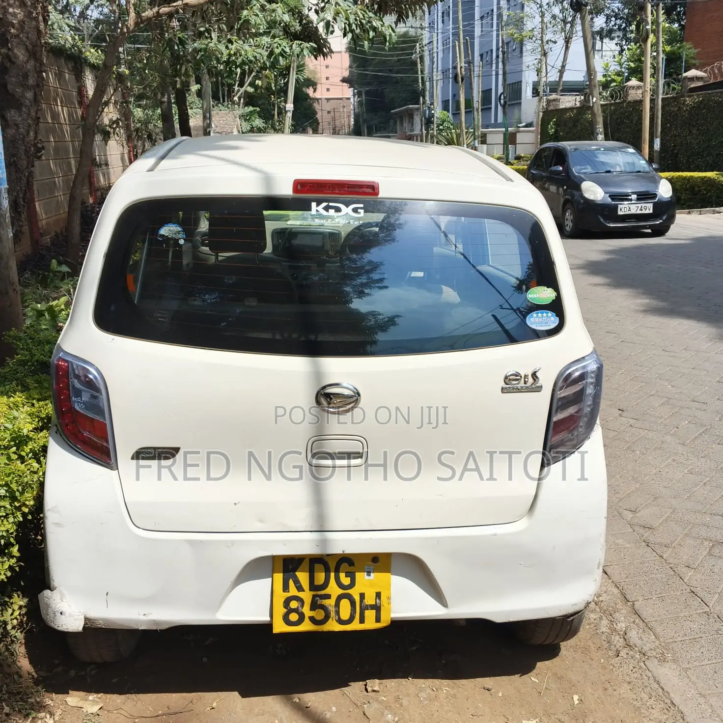 Daihatsu Mira 2014 White
