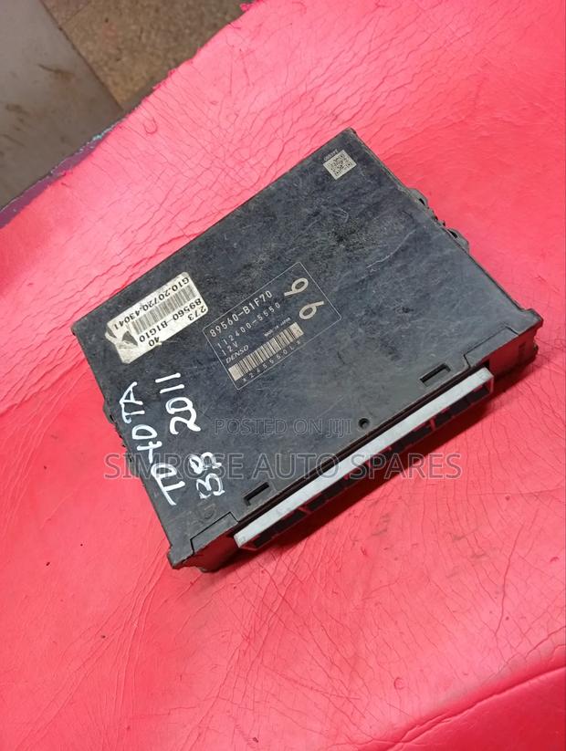 Toyota BB 2011control Model - thumbnail 2
