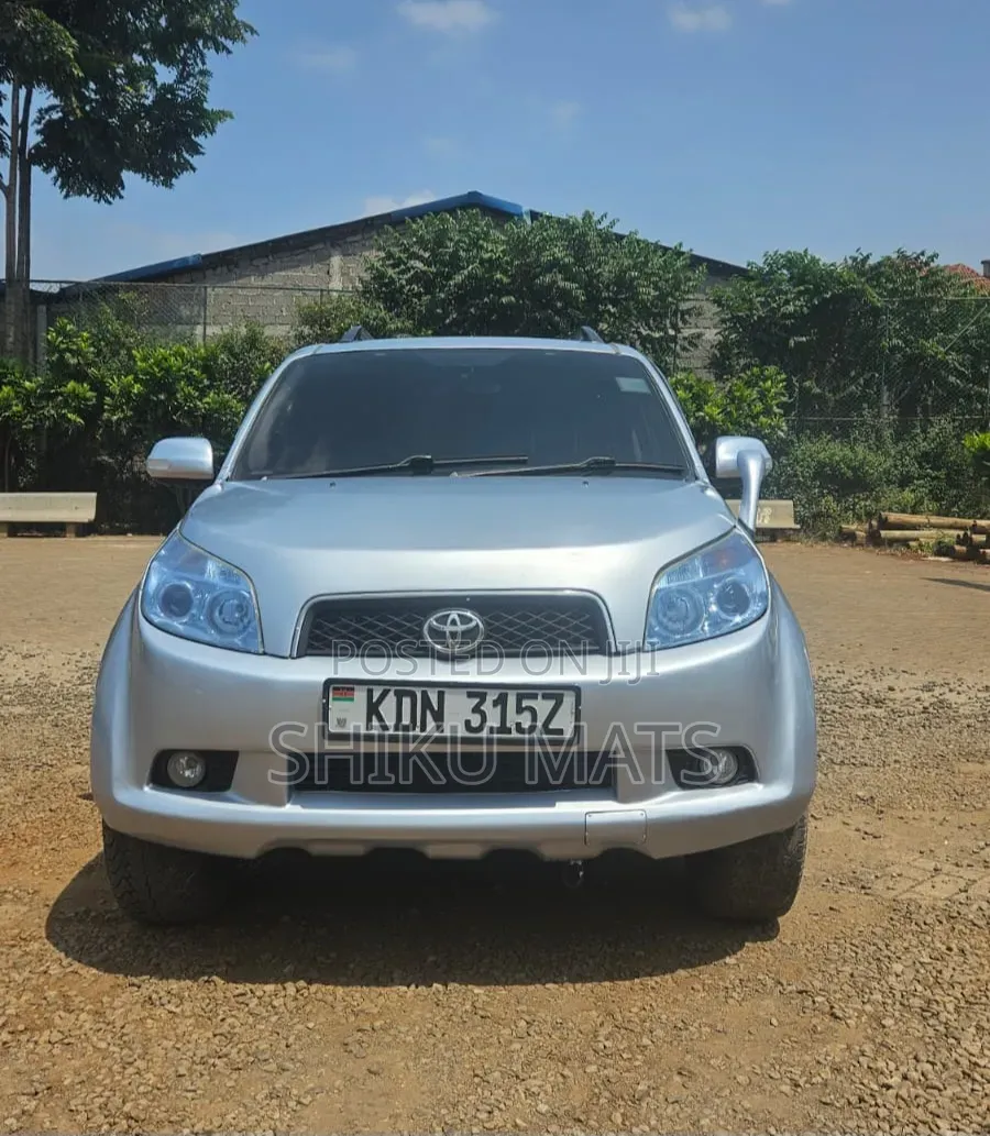 Toyota Rush 2008 Silver