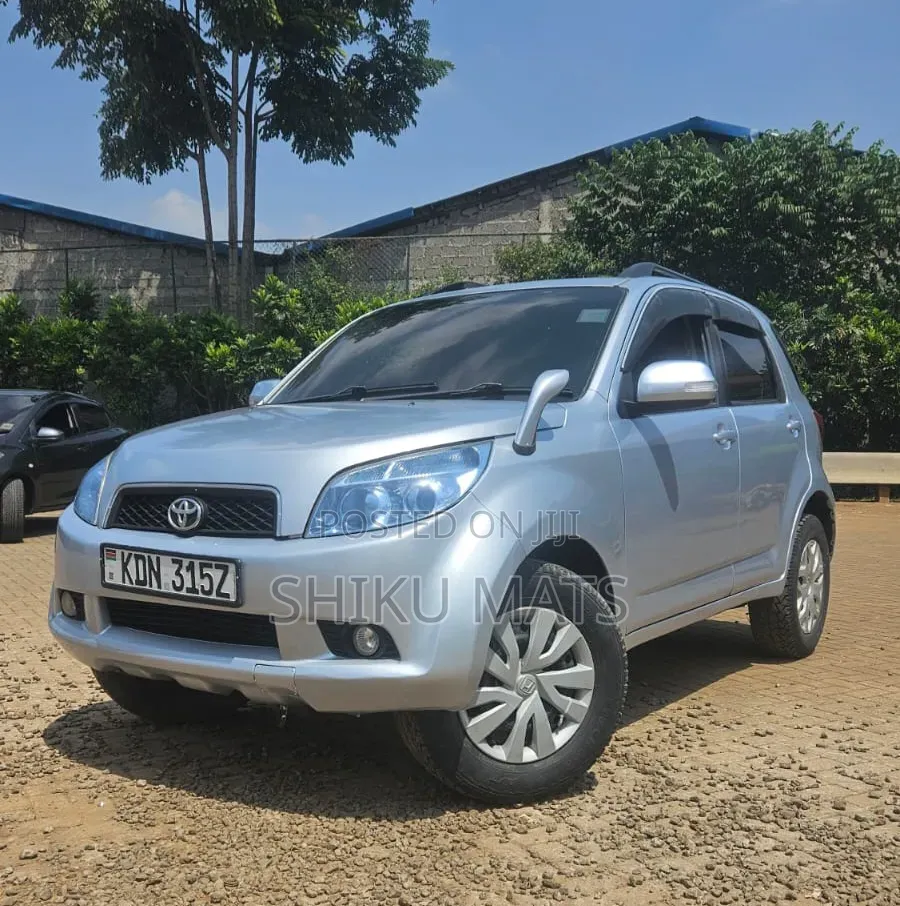 Toyota Rush 2008 Silver
