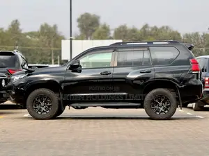 Toyota Land Cruiser Prado 2.7 2019 Black