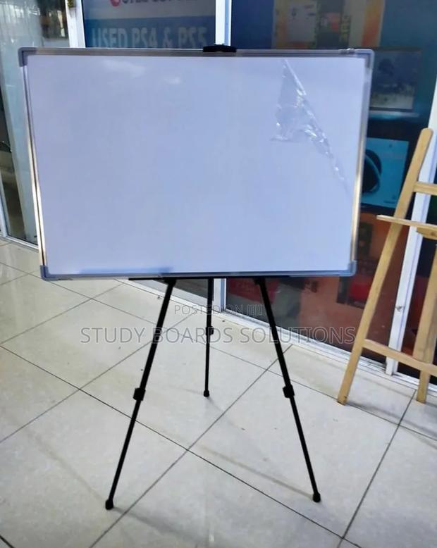 Easy-to-Carry 3x2ft Whiteboard on Tripod for Teaching Presentations