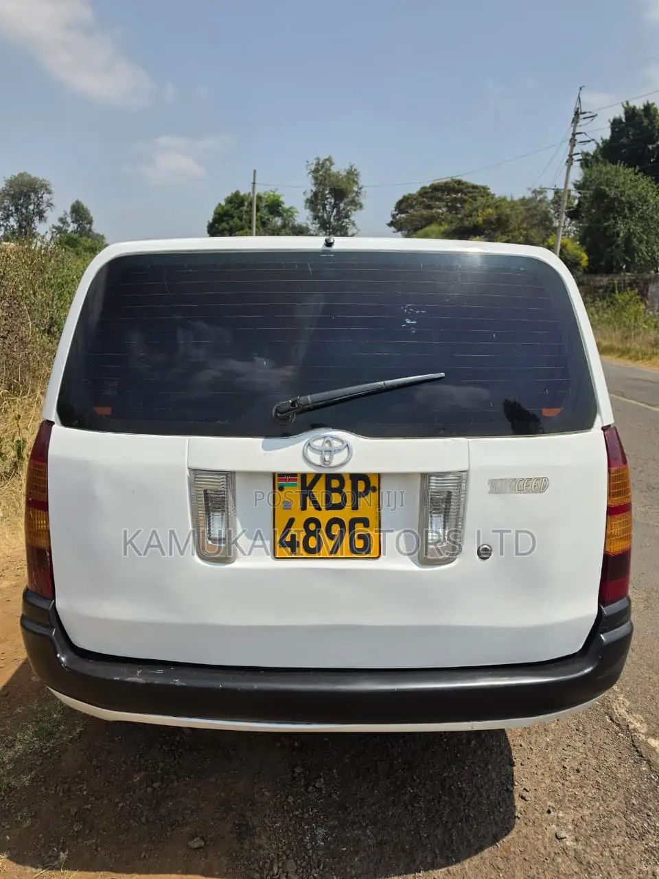 Toyota Succeed 2004 White
