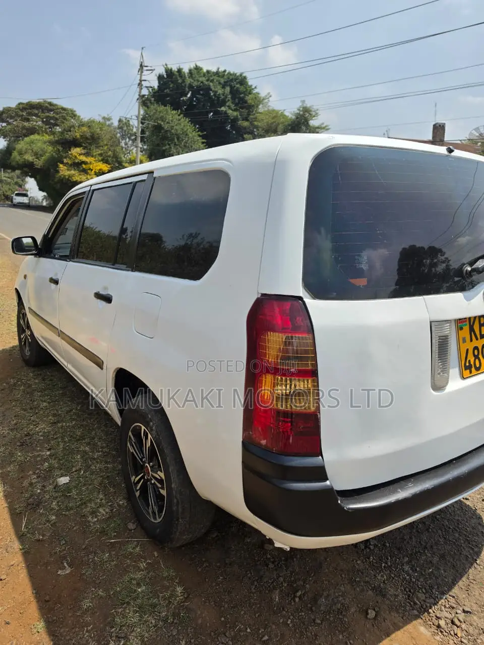 Toyota Succeed 2004 White