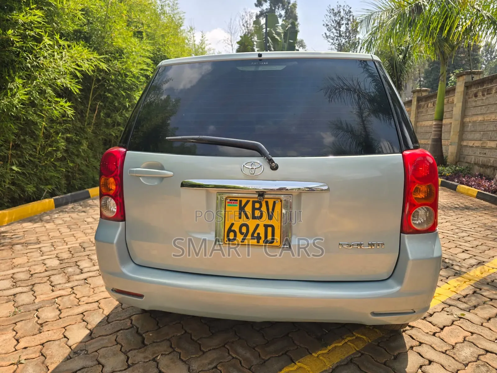 Toyota Raum 2006 Blue