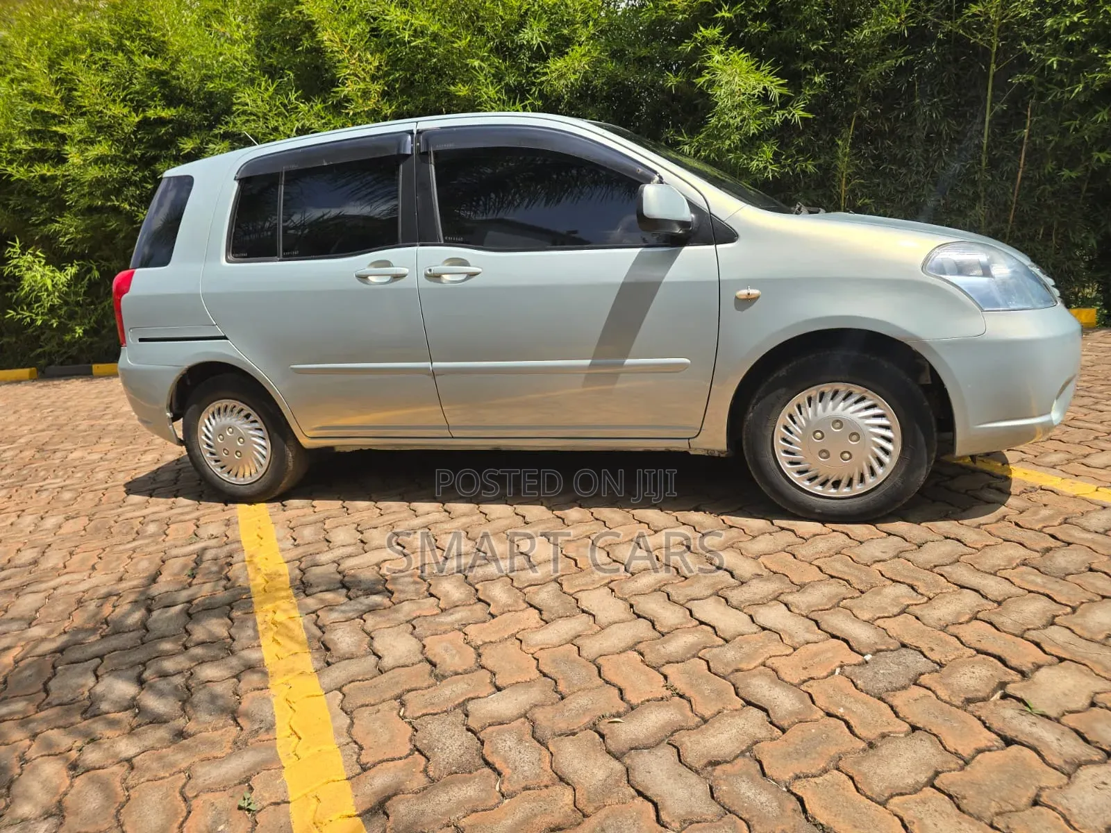 Toyota Raum 2006 Blue