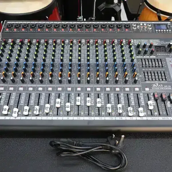 PEV Pro DP 18 16 Channel Professional Mixer