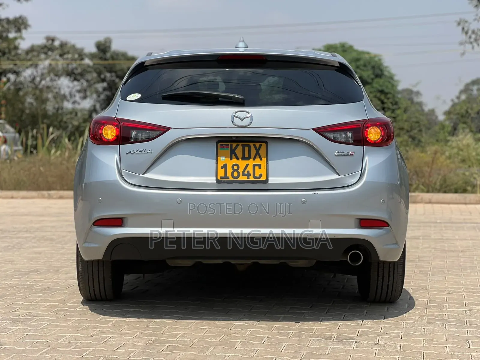 Mazda Axela 2018 Silver