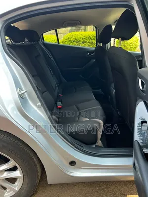 Mazda Axela 2018 Silver