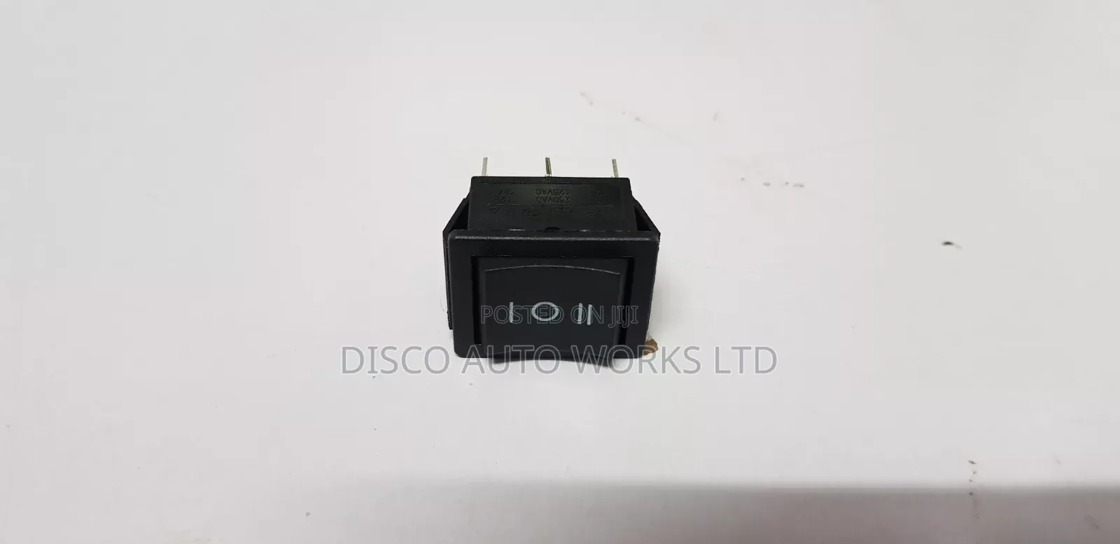 Rocker Switch on-Off-on LED (Square)