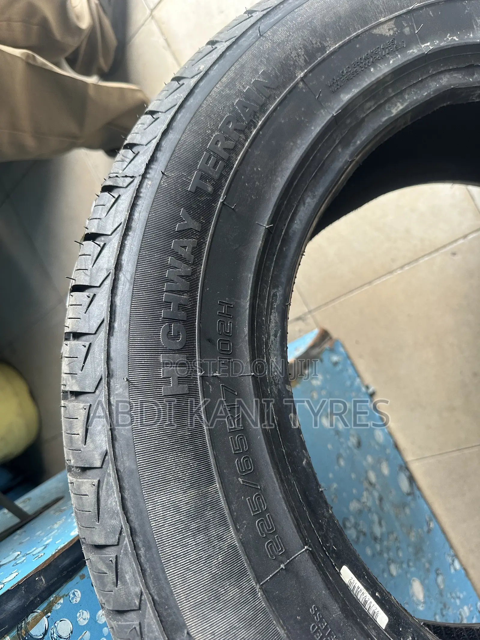 225/65r17 Mirage Tires