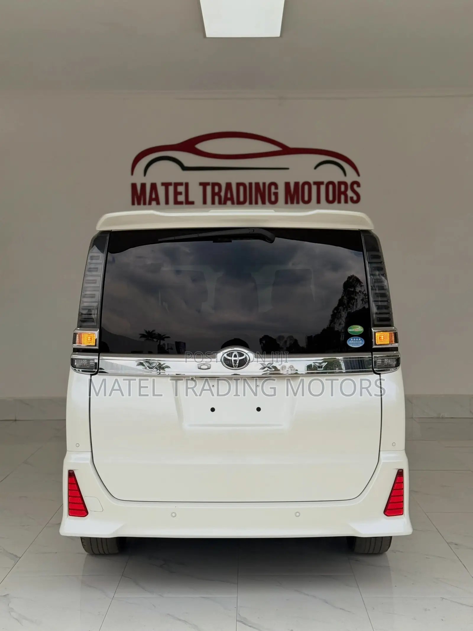 Toyota Voxy ZS Kirameki II 2WD 7-Seater 2018 White