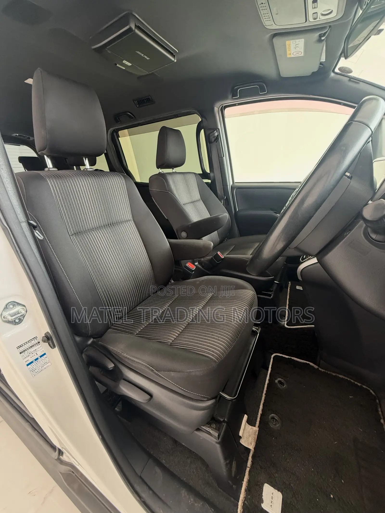 Toyota Voxy ZS Kirameki II 2WD 7-Seater 2018 White