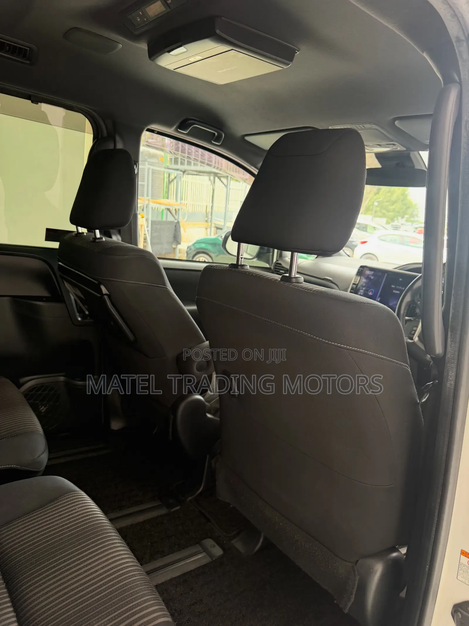 Toyota Voxy ZS Kirameki II 2WD 7-Seater 2018 White