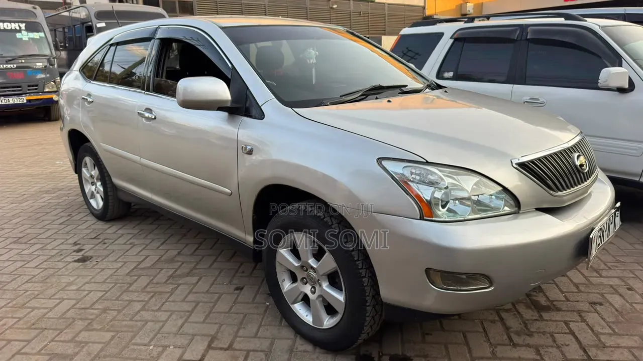 Toyota Harrier 2004 Silver
