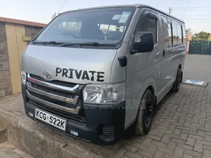 Toyota HiAce 2010 Silver