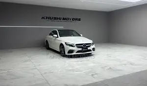 Mercedes-Benz C-Class 2019 Pearl