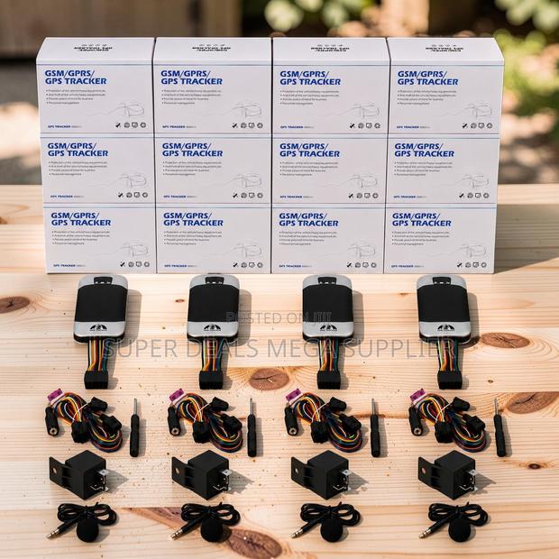 Compact GPS Vehicle Tracker TK303 With Location Tracking - thumbnail 2