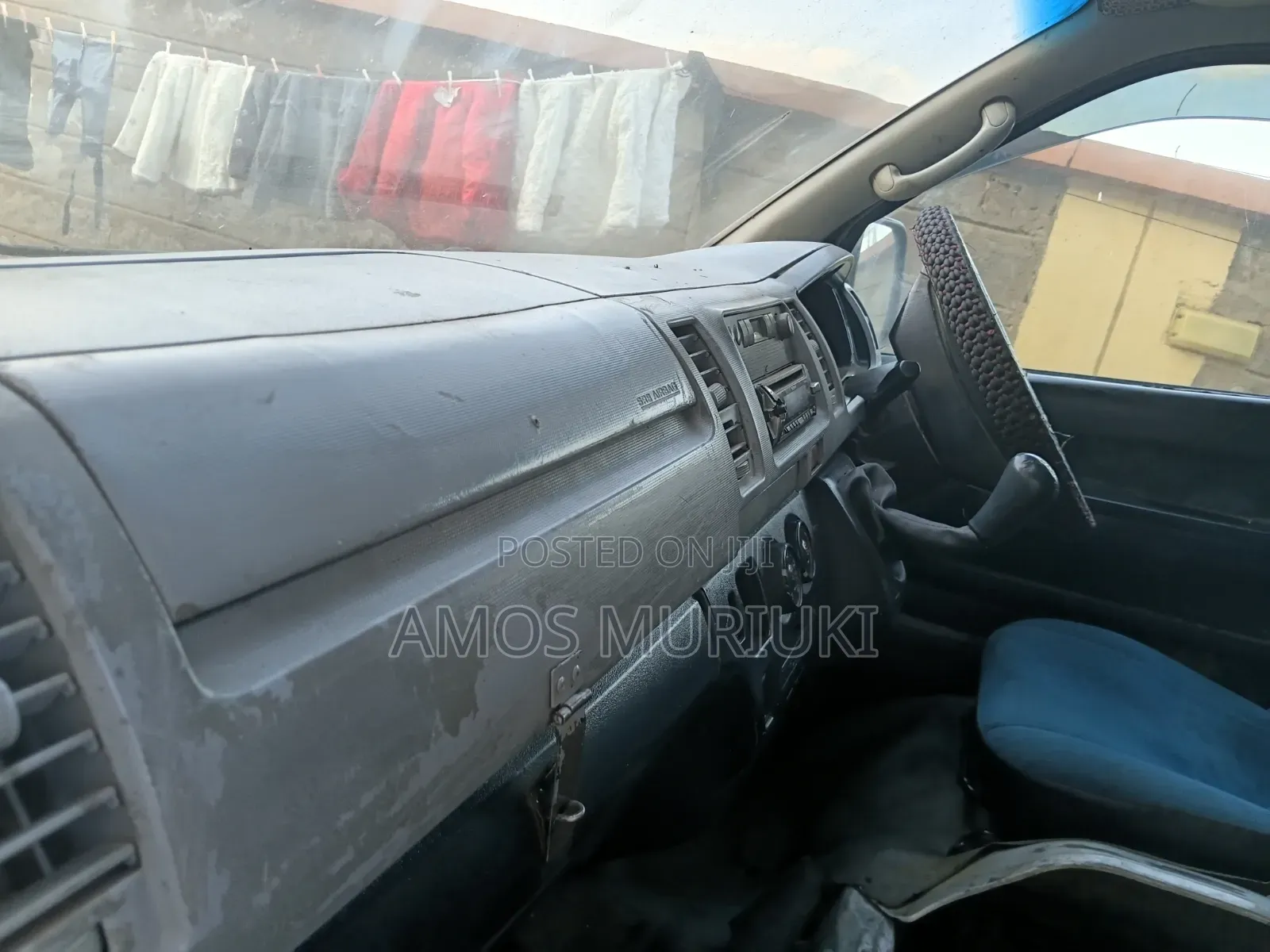 Toyota HiAce 2010 Silver