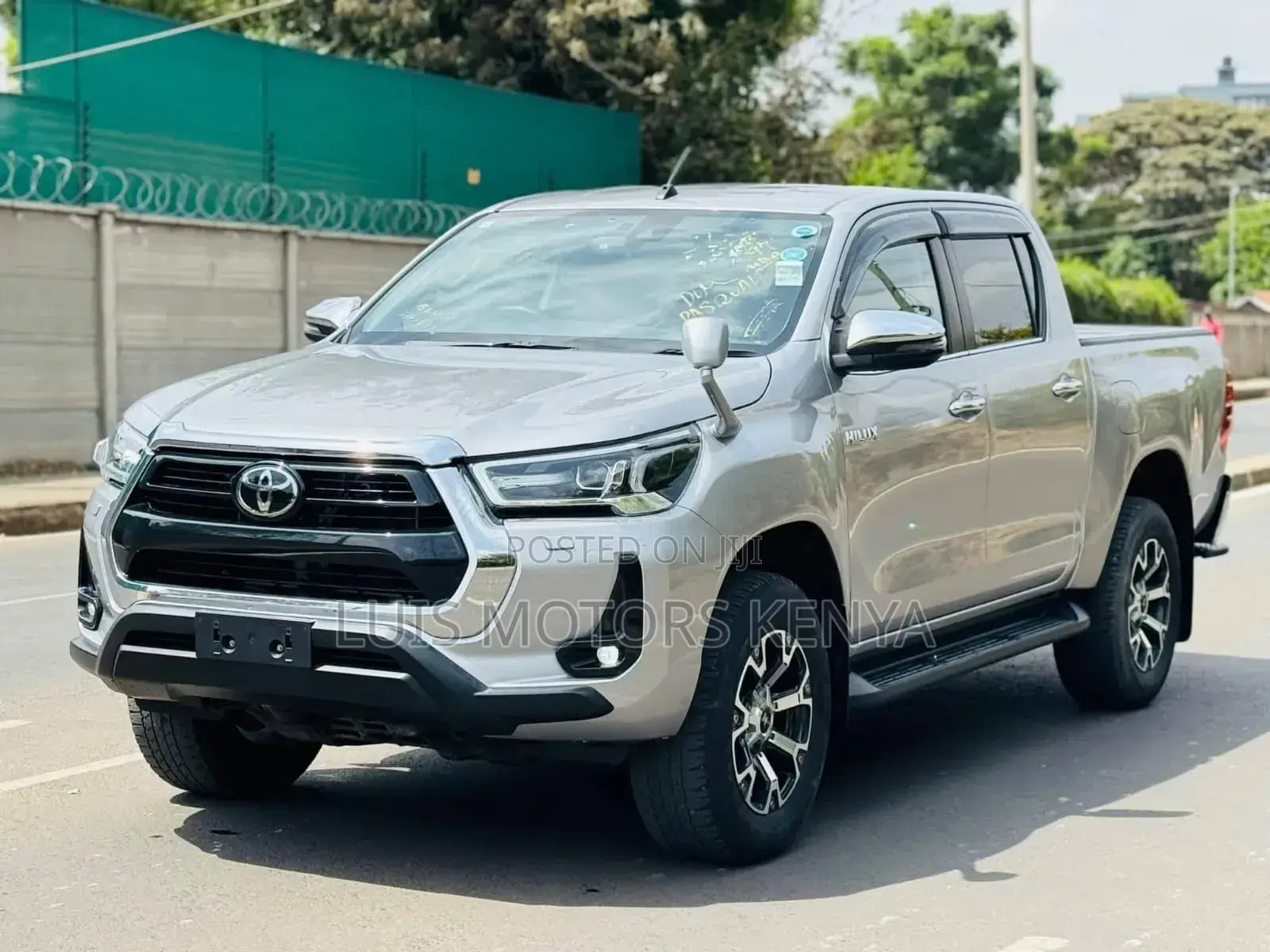 Toyota Hilux 2020 Beige