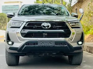 Toyota Hilux 2020 Beige