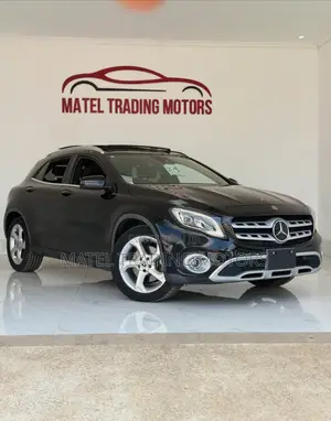 Mercedes-Benz GLA-Class 2019 Black