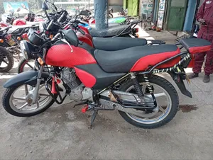 Honda CB 2023 Red
