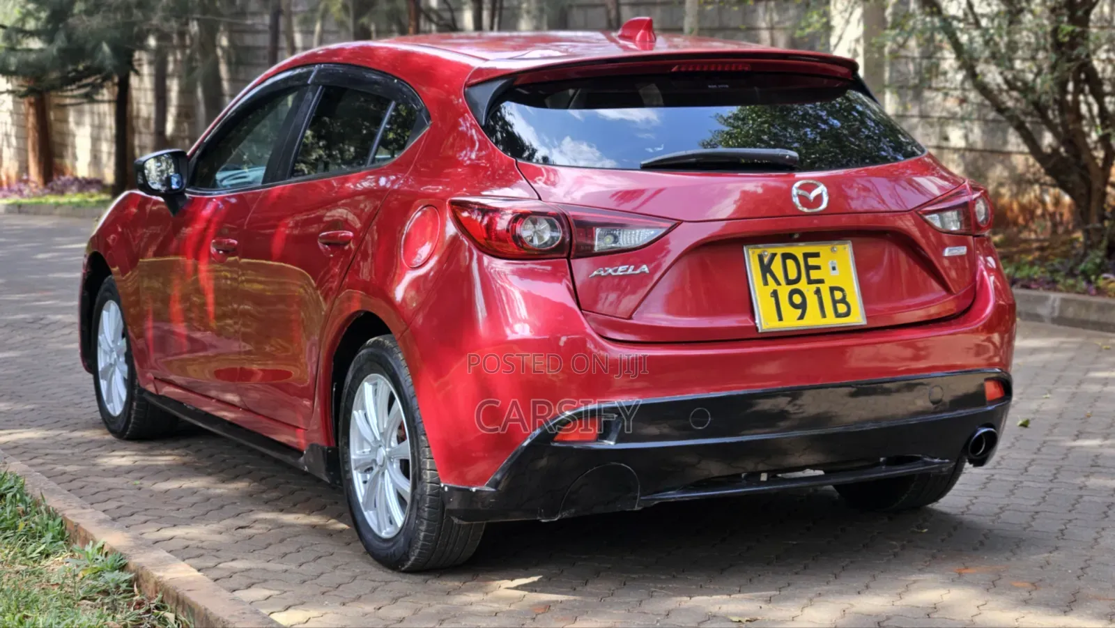 Mazda Axela SV Premium 2014 Red