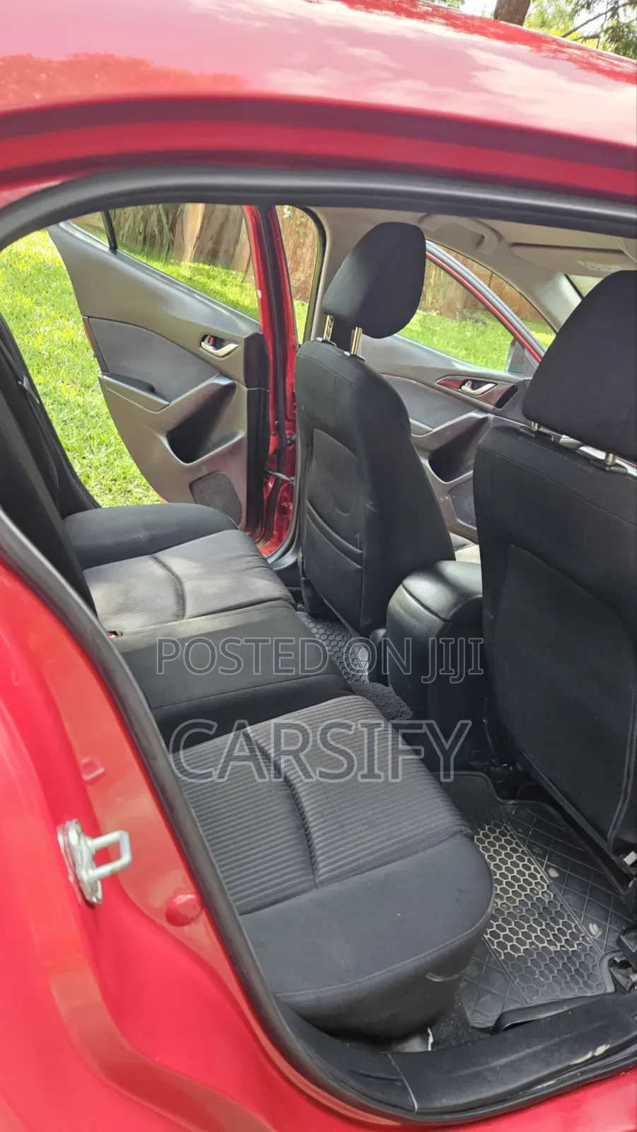 Mazda Axela SV Premium 2014 Red