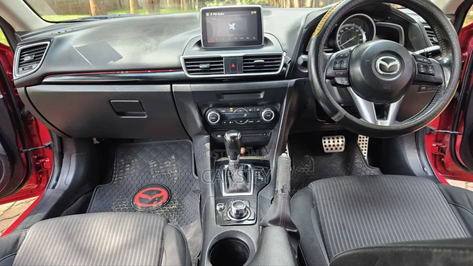 Mazda Axela SV Premium 2014 Red