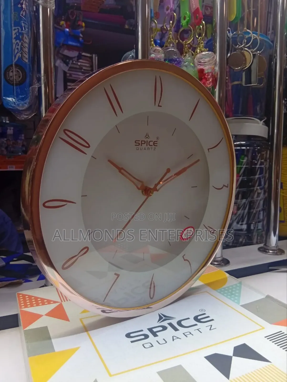 Spice Quartz Round Wall Clock-27cm Diameter