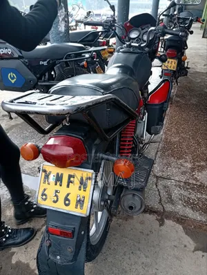 TVS HLX Plus ES 2021 Red