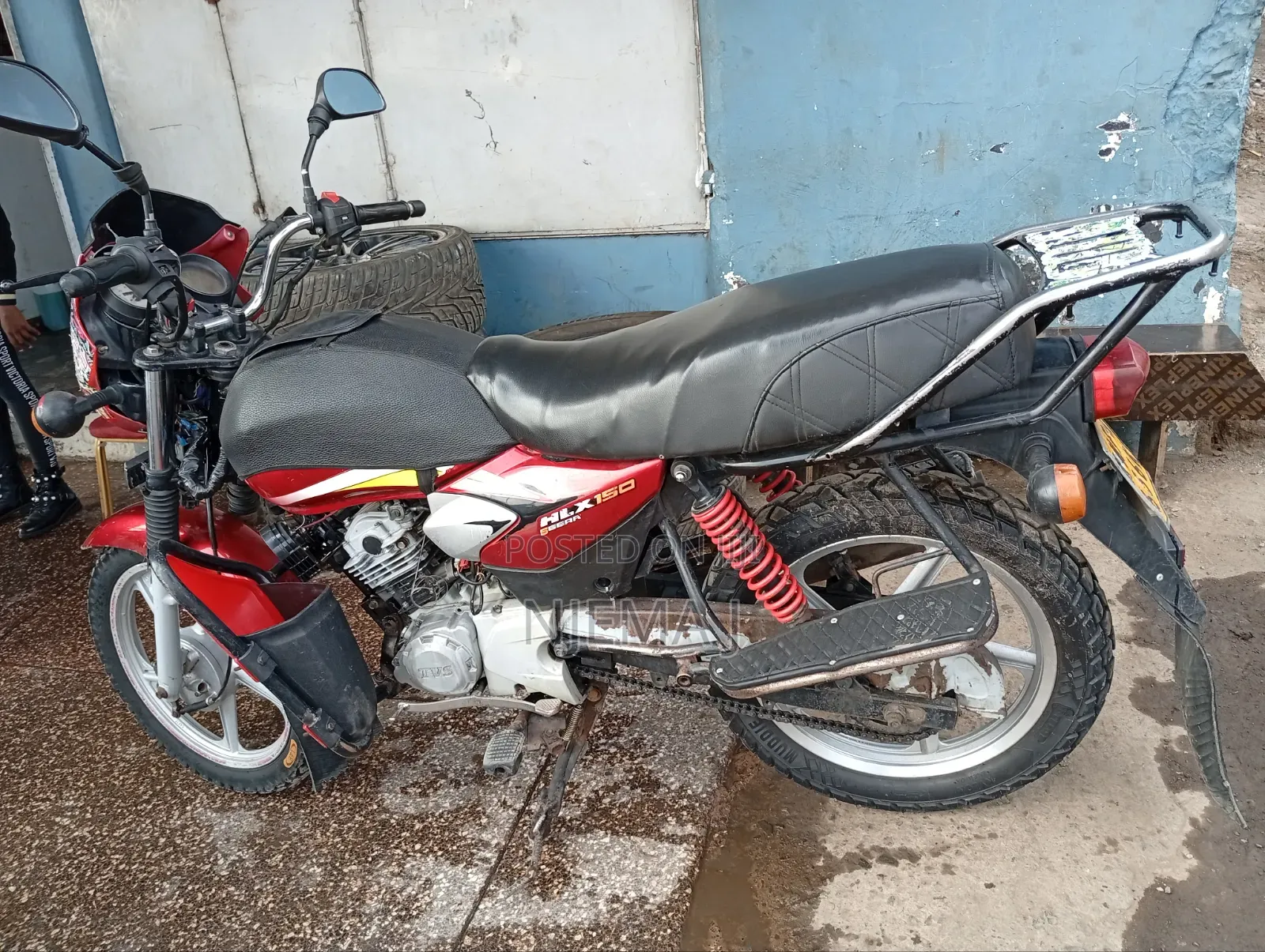 TVS HLX Plus ES 2021 Red