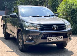 Toyota Hilux 2017 Gray