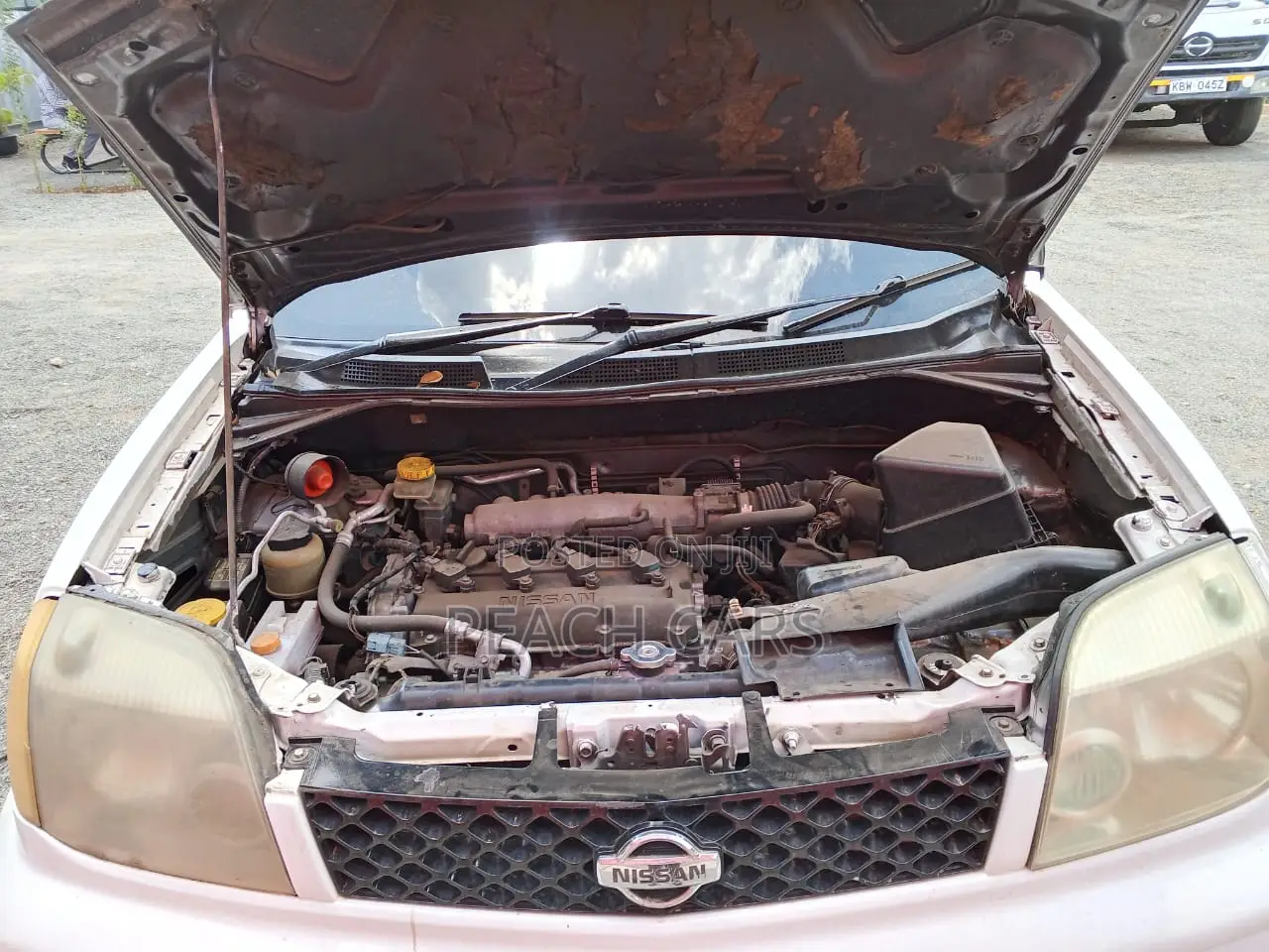 Nissan X-Trail 2000 White