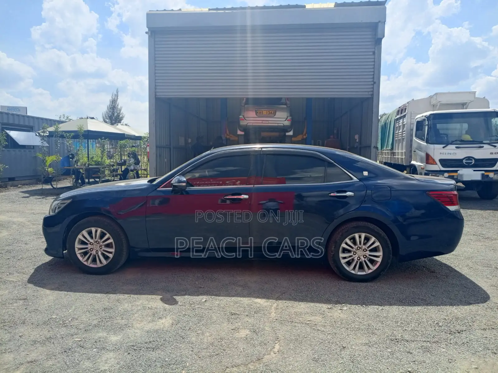 Toyota Crown 2013 Blue