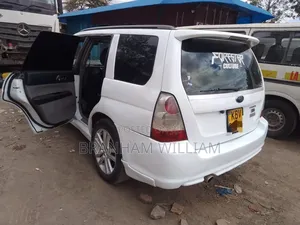 Subaru Forester 2005 White