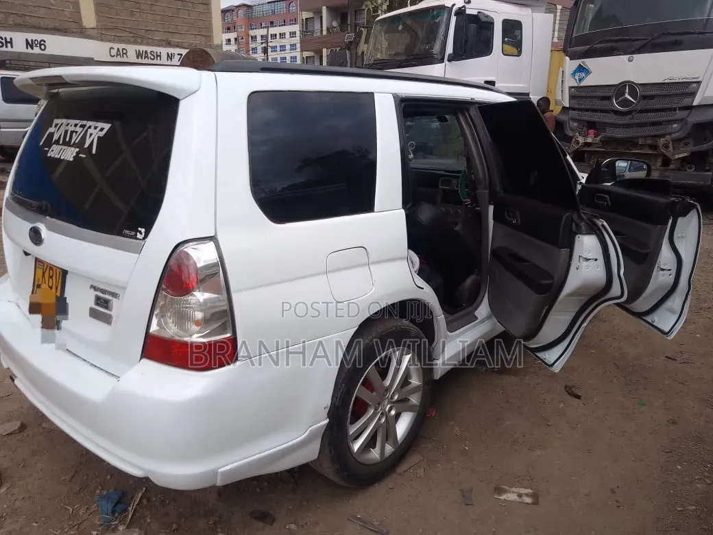Subaru Forester 2005 White
