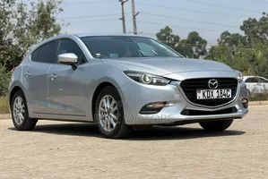 Mazda Axela 2018 Silver