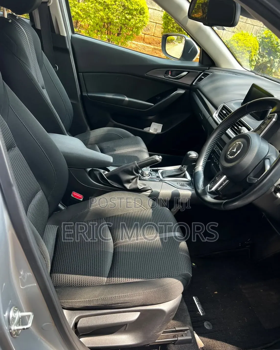 Mazda Axela 2018 Silver