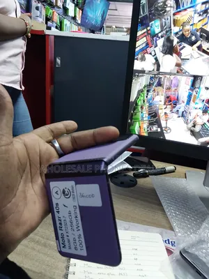 Motorola Razr 40s 256 GB Purple