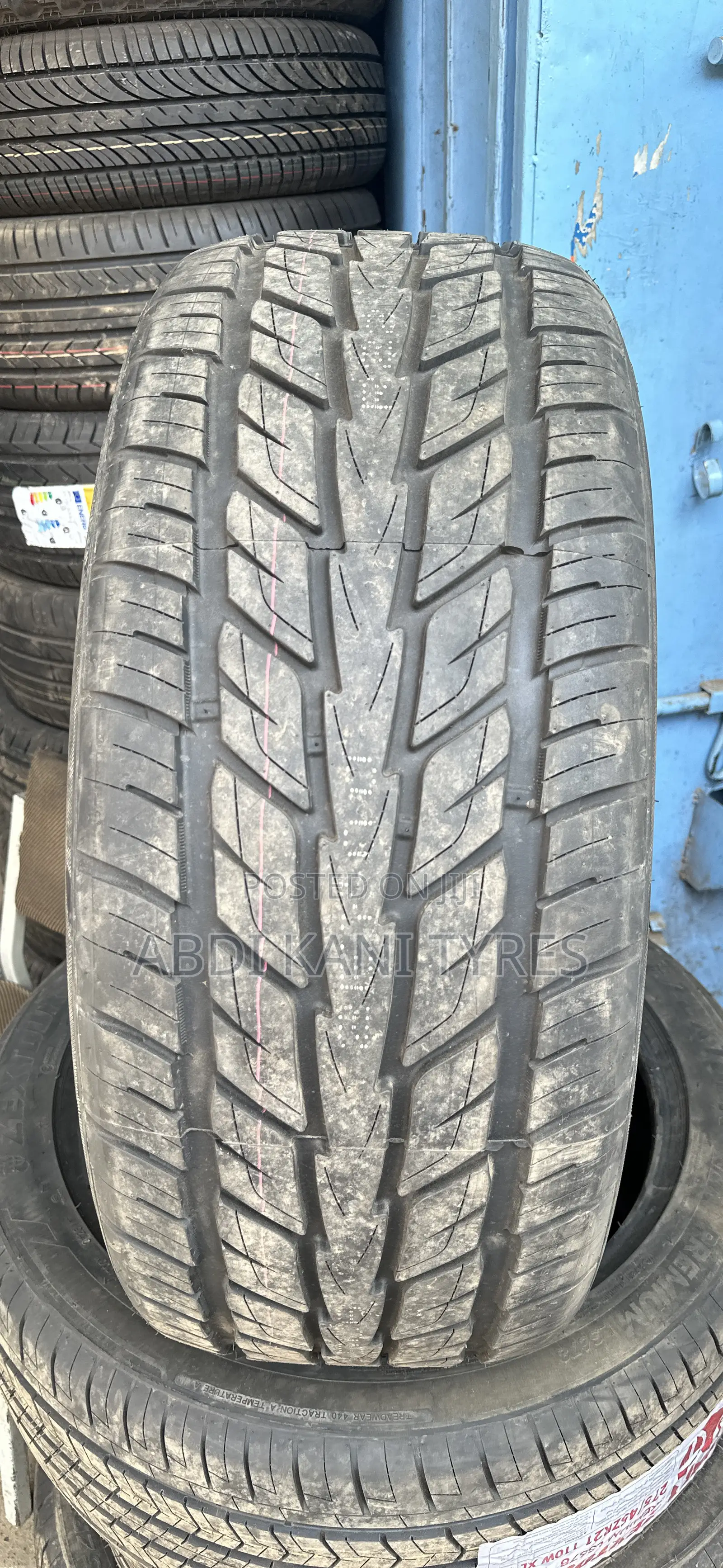 305/45r22 Grenlander Tires