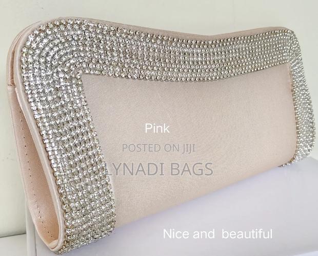 Acrylic Luxury Clutch. - thumbnail 3
