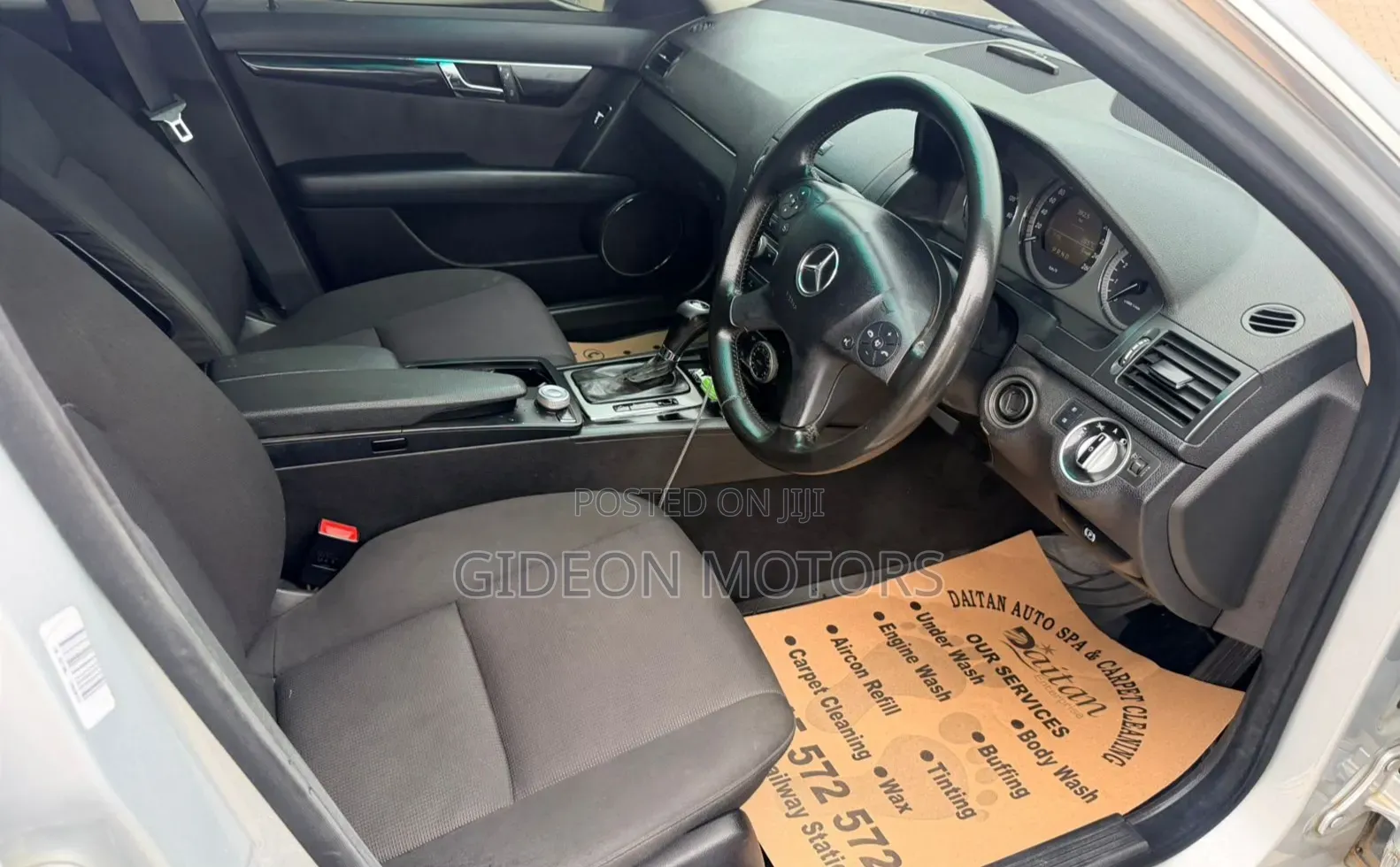 Mercedes-Benz C180 2011 Silver